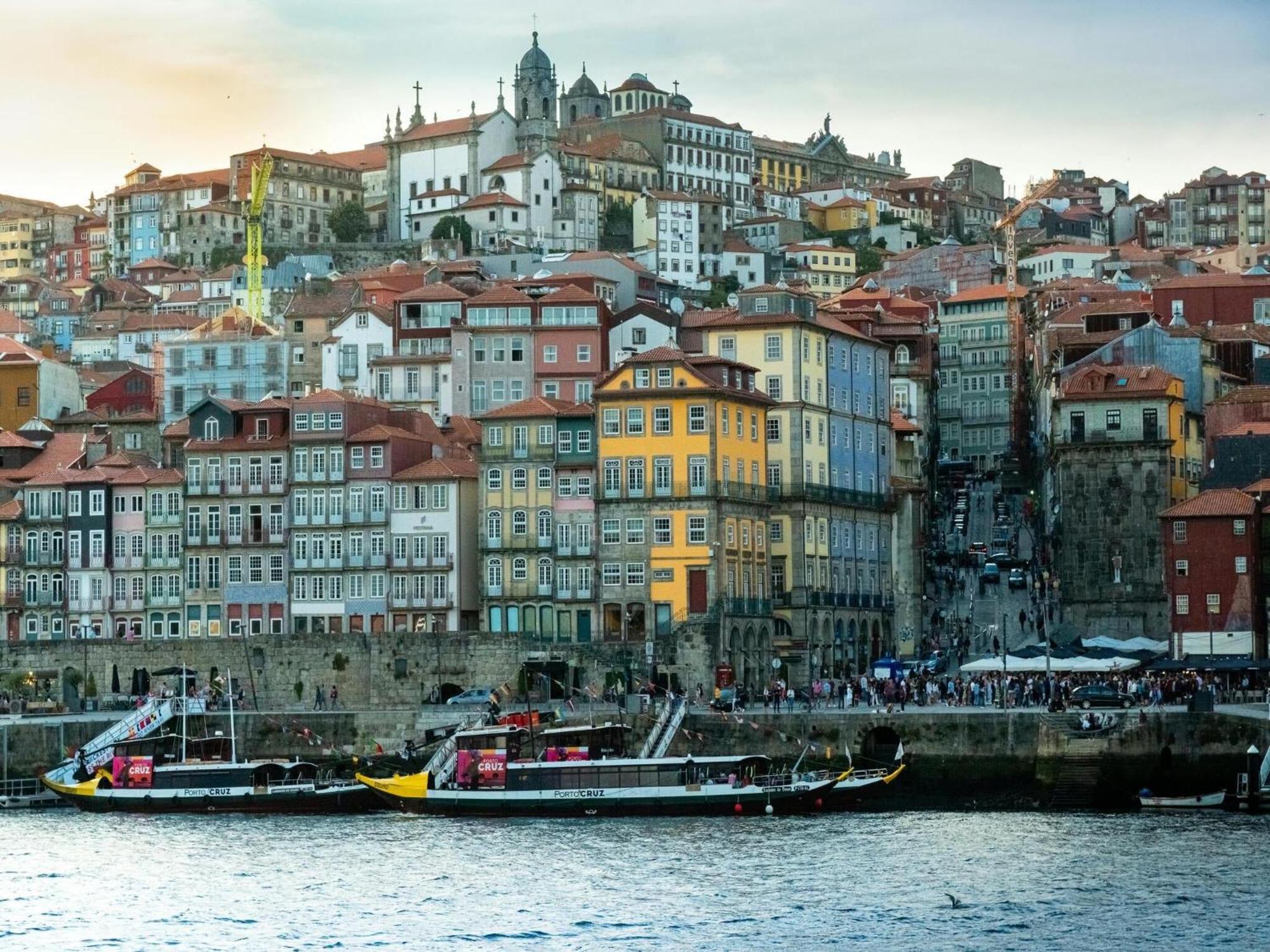 Cozy In With Modern Amenities Apartamento Porto